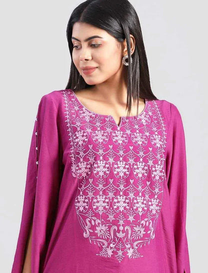 Regular Fit Embroidered Kameez