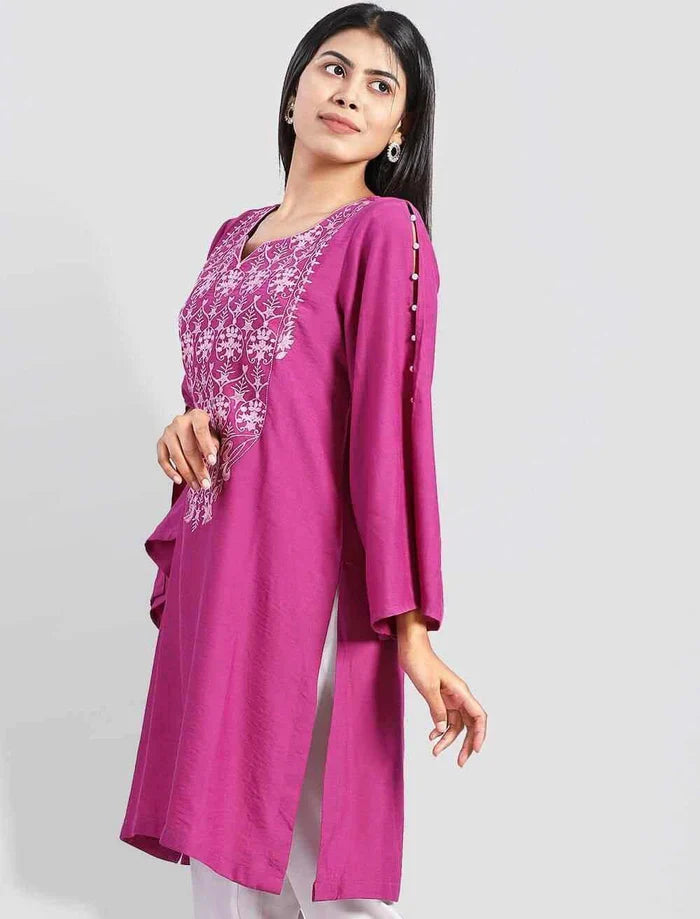 Regular Fit Embroidered Kameez